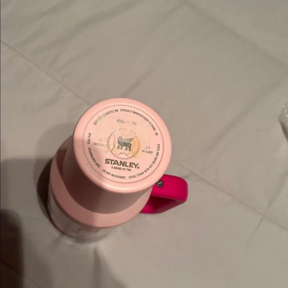 Stanley Pink Travel Mug with Handle - Picture 4 of 7